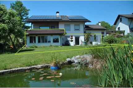 Großzügiges Garten-Idyll in Söchtenau: Modernes Souterrain mit ri