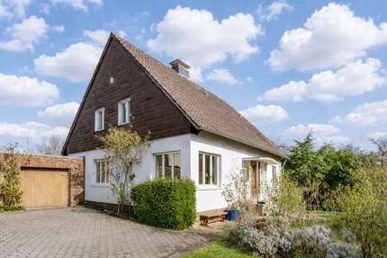 Haus zum Kaufen in Essen Stadtwald 849.000,00 € 280 m² - Essen / Stadtwald