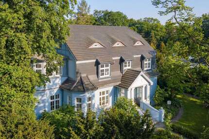 Haus zum Kaufen in Hoppegarten 1.500.000,00 € 297.34 m²