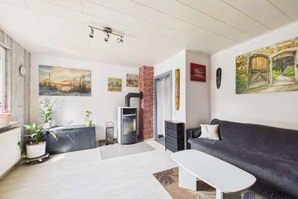 Haus zum Kaufen in Dausenau 295.000,00 € 195.73 m²
