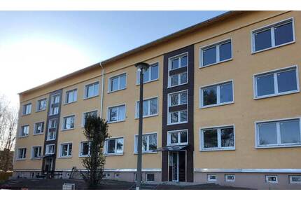 Entkernter Wohnblock in Mücka zum Verkauf