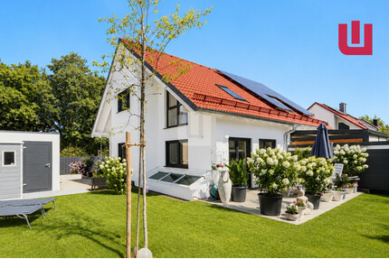 WINDISCH - Exklusive energieeffiziente DHH in Bestlage mit hochwertiger Ausstattung & Traumgarten - Puchheim / Puchheim-Bahnhof