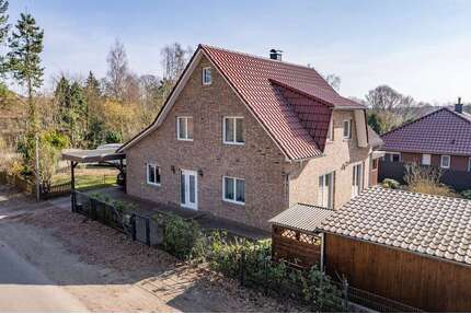 Haus zum Kaufen in Adendorf 695.000,00 € 183 m²