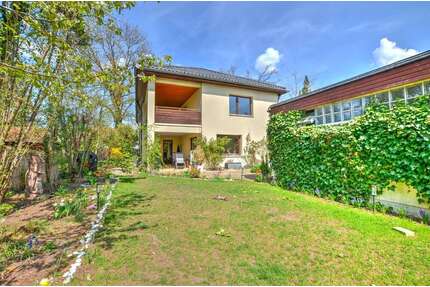 Haus zum Kaufen in Ottobrunn 1.395.000,00 € 241 m²
