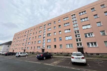 Haus zum Kaufen in Dessau-Roßlau 1.050.000,00 € 963.7 m²
