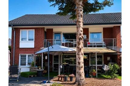 Zweifamilienhaus , drei Bäder, zwei Garagen, maklerfrei - Harsewinkel