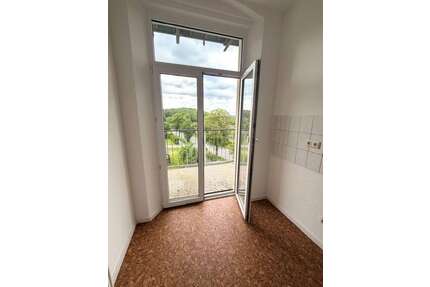 Wohnung zum Mieten in Plauen 516,00 € 93.8 m²