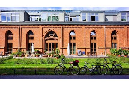 Repräsentative 4-Zimmer-Wohnung in Potsdam-Jägervorstadt mit Gara