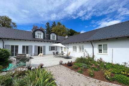 Haus zum Mieten in Bernried am Starnberger See 4.450,00 € 220 m²