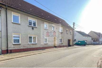 Haus zum Kaufen in Bad Schmiedeberg 139.000,00 € 317 m²