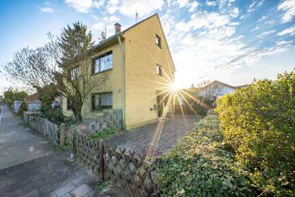 Haus zum Kaufen in Euskirchen Kuchenheim 293.200,00 € 131.65 m² - Euskirchen / Kuchenheim