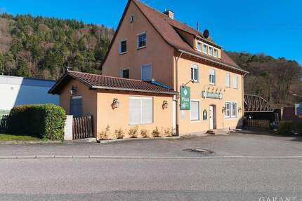 Attraktives Wohn- und Geschäftshaus mit großem Sonnengrundstück in zentraler Lage - Unterreichenbach