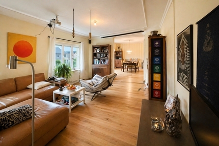 Frankfurt-Dornbusch: Schöne 4,5 Zimmerwohnung mit Balkon in beliebter Wohnlage! - Frankfurt am Main