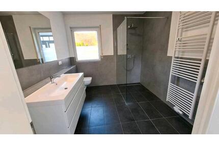 WHG 160qm teilmöbliert EG 3,5 Zi. befristet für 1 Jahr - Hofheim am Taunus