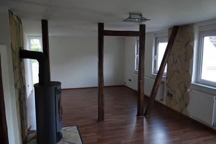 2 Zimmer Küche und Bad 73 qm in Siegen-Eisern