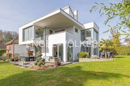 Haus zum Kaufen in Oberursel 2.950.000,00 € 320 m²