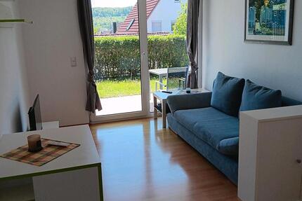 Leo-Warmbronn, 2-Zimmerwohnung, 45 m², 600 € warm. Nur an Pendler - Leonberg