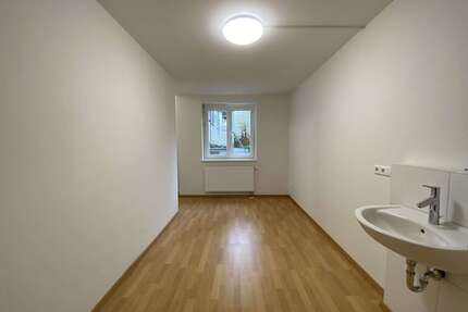 Wohnung zum Mieten in Tübingen 400,00 € 17.49 m²
