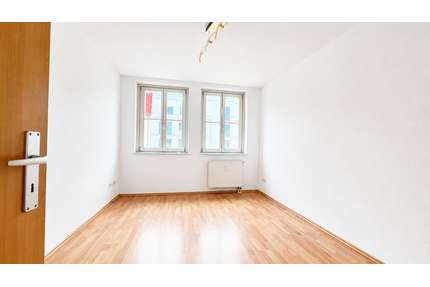 Wohnung zum Kaufen in Magdeburg 140.000,00 € 70 m²