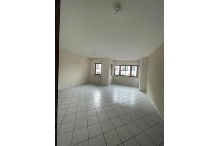 Großzügige 93qm 3-Zimmer-Wohnung im Zentrum Schlüchterns