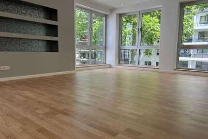 Wohnung zum Mieten in Düsseldorf 2.950,00 € 167 m²