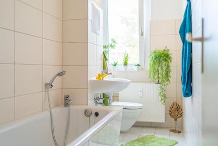 Ihre neue 3-Raumwohnung, Küche und Bad mit Fenster - sofort einziehen - Halle (Saale) Halle-Neustadt