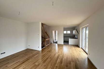 Haus zum Mieten in Berlin 2.750,00 € 150 m²