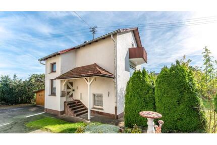 Haus mit Garten und Garage - 1.450,00&nbsp;EUR Kaltmiete, ca.&nbsp; 160,00&nbsp;m&sup2; in Tuttlingen (PLZ: 78532)