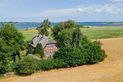 Haus zum Kaufen in Neuenkirchen 990.000,00 € 228.74 m²