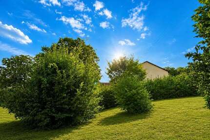 Grundstück zu verkaufen in Oedheim 199.000,00 € 585 m²
