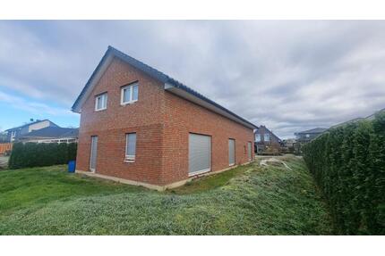 Wohnhaus mit 2 Wohneinheiten - 399.000,00&nbsp;EUR Kaufpreis, ca.&nbsp; 220,00&nbsp;m&sup2; in Schneverdingen (PLZ: 29640)