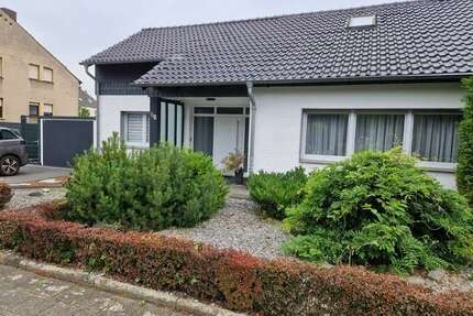 Haus zum Kaufen in Willich-Schiefbahn 579.000,00 € 190 m²