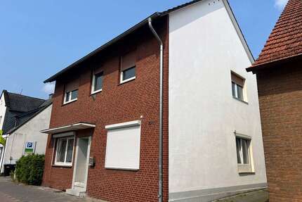 Haus zum Kaufen in Rheine 180.000,00 € 244 m²