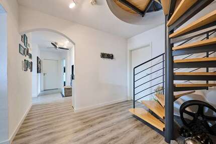 Wohnung zum Kaufen in Obertraubling 575.000,00 € 218 m²