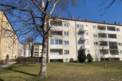 3-Zimmer-Wohnung mit Küche, Bad und Loggia - Kaufbeuren