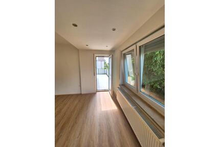 3-Zimmer Wohnung in Weiden - 900,00&nbsp;EUR Kaltmiete, ca.&nbsp; 90,00&nbsp;m&sup2; in Weiden in der Oberpfalz (PLZ: 92637)