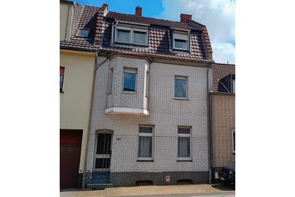 Mehrgenerationen-Haus mit 2 Küchen, 2 Bädern und großem Garten - Voerde (Niederrhein)