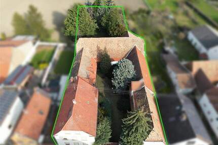 Großzügiges Grundstück mit Bestandsgebäude für Umnutzung oder Neubau in Frankenthal Vorderpfalz - Frankenthal (Pfalz) Flomersheim