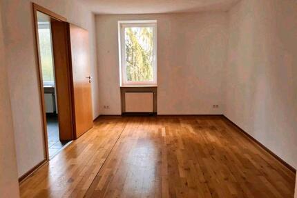 3 Zi. Wohnung Püttlingen - 750,00&nbsp;EUR Kaltmiete, ca.&nbsp; 100,00&nbsp;m&sup2; in Püttlingen (PLZ: 66346)