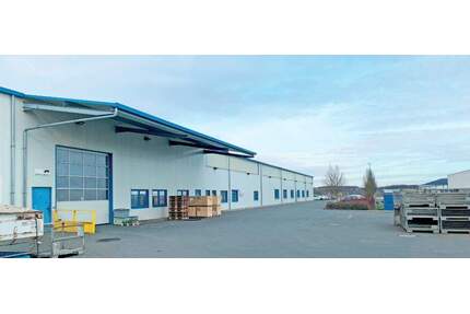 Halle, Lager-Produktionshallen mit 3 Rolltoren und Büros in Gremsdorf, Bayern, Erlangen, Höchstadt, Forchheim, Nürnberg an der A3