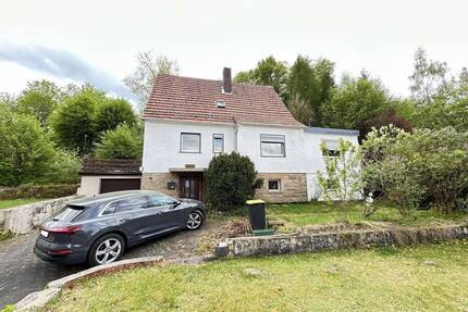 Ein Zuhause mit Charakter - großzügiges Einfamilienhaus in ruhiger Wohnlage in Diemelstadt-Wrexen