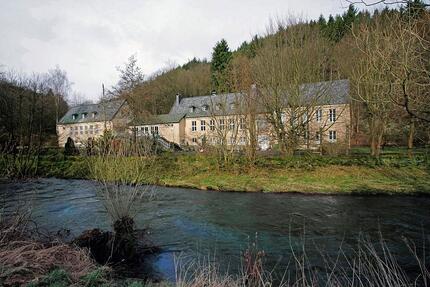 Alte Schule Nationalpark - 500.000,00&nbsp;EUR Kaufpreis, ca.&nbsp; 300,00&nbsp;m&sup2; in Schleiden (PLZ: 53937)