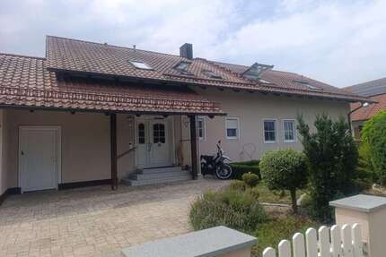 Haus zum Kaufen in Wildenberg 890.000,00 € 302 m²