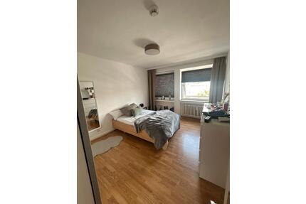 Bleibe Köln (15.05.-08.06.) - 900,00&nbsp;EUR Kaltmiete, ca.&nbsp; 60,00&nbsp;m&sup2; in Köln (PLZ: 50676) Innenstadt