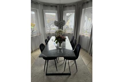 Großzügige Maisonette Wohnung (120qm) in Lahnstein