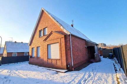 Provisionsfrei: Wohnhaus mit Anbau & vielseitigen Nutzungsmöglichkeiten in Papenburg