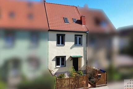 Geräumiges Einfamilienhaus zur verwirklichung Ihrer Träume in Leuna.