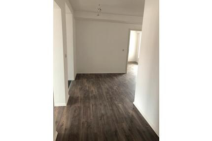 Dreizimmer Wohnung - 695,00&nbsp;EUR Kaltmiete, ca.&nbsp; 121,00&nbsp;m&sup2; in Osterode am Harz (PLZ: 37520)