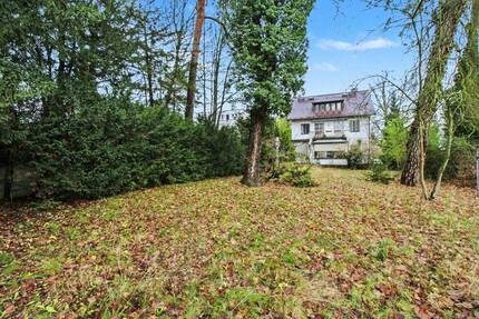 Großes Baugrundstück mit ca. 1107 m² in begehrter Lage von Berlin Steglitz zu verkaufen