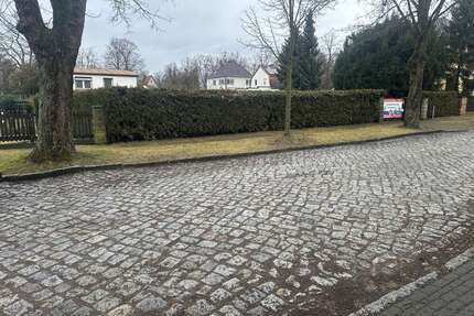 Grundstück zu verkaufen in Hohen Neuendorf 280.000,00 € 915 m²